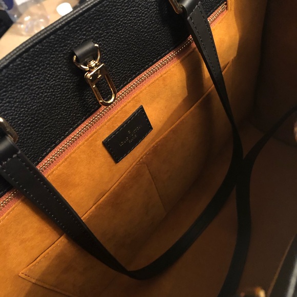 LOUIS VUITTON 💯 AUTHENTIC - Picture 2 of 5